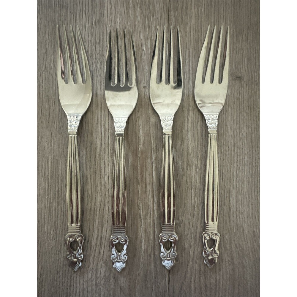 4 Towle KING GUSTAV,‎ 18/10 Stainless Steel, Salad Forks 7 1/8" China